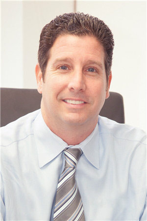 Dr. Gregg Pressman headshot